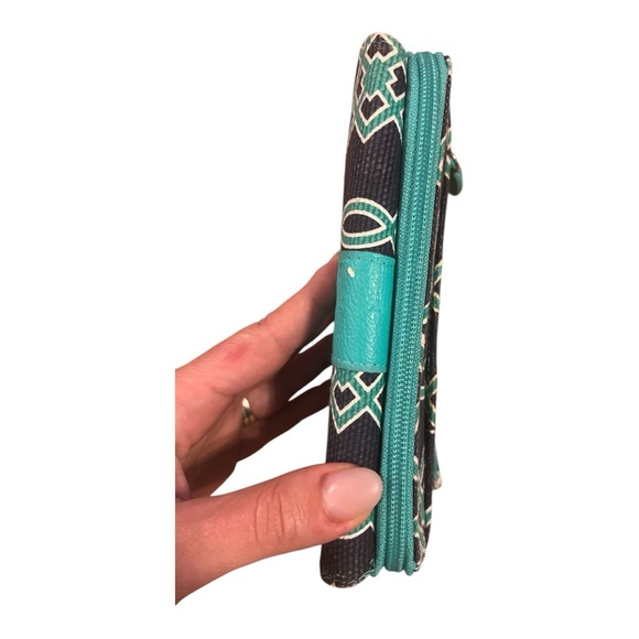 COPY - 🧡 5 for $25 🧡 Stylish Black and Green Women's Wallet - Picture 3 of 6